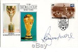 Bobby Moore World Cup 1986 Cover Signed FDC 1986 World Cup 1966