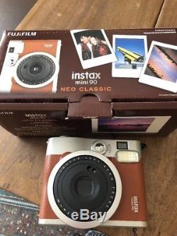 Fujifilm Instax Mini 90 NEO CLASSIC Instant Film Brown