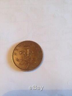 Rare 2p New Pence 1971 Coin Extemely Rare Color Red Brown Bronze
